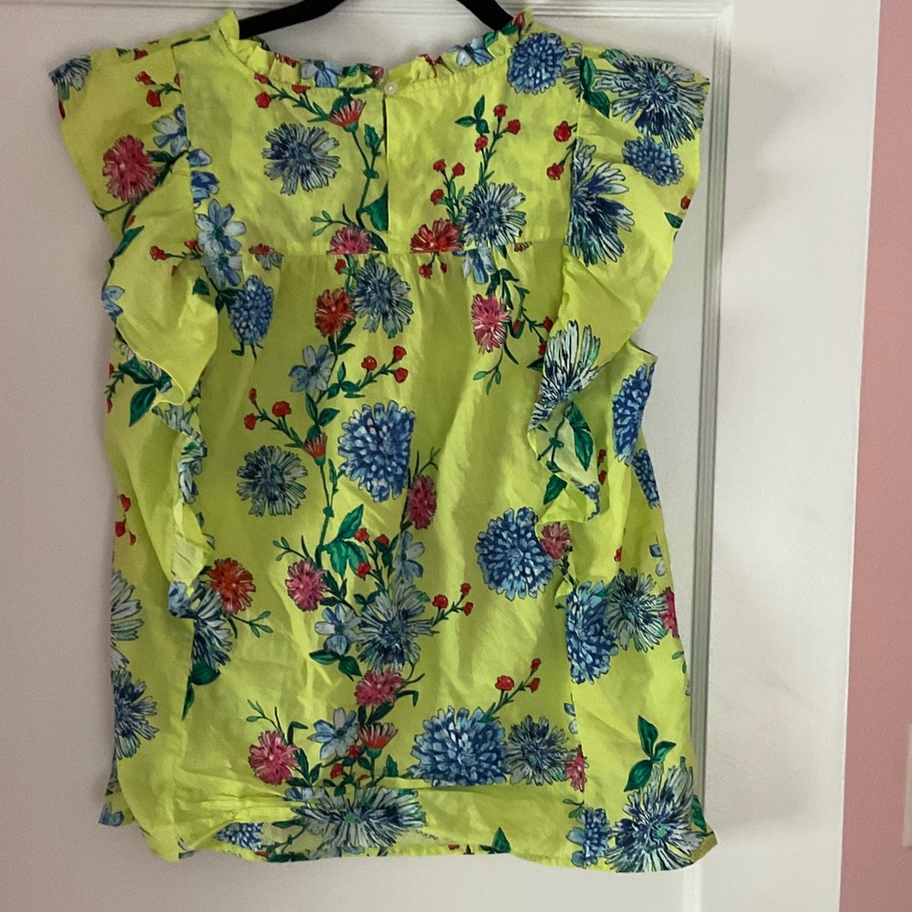 LOFT Green Floral Blouse with Ruffle Detail - Picture 3 of 3